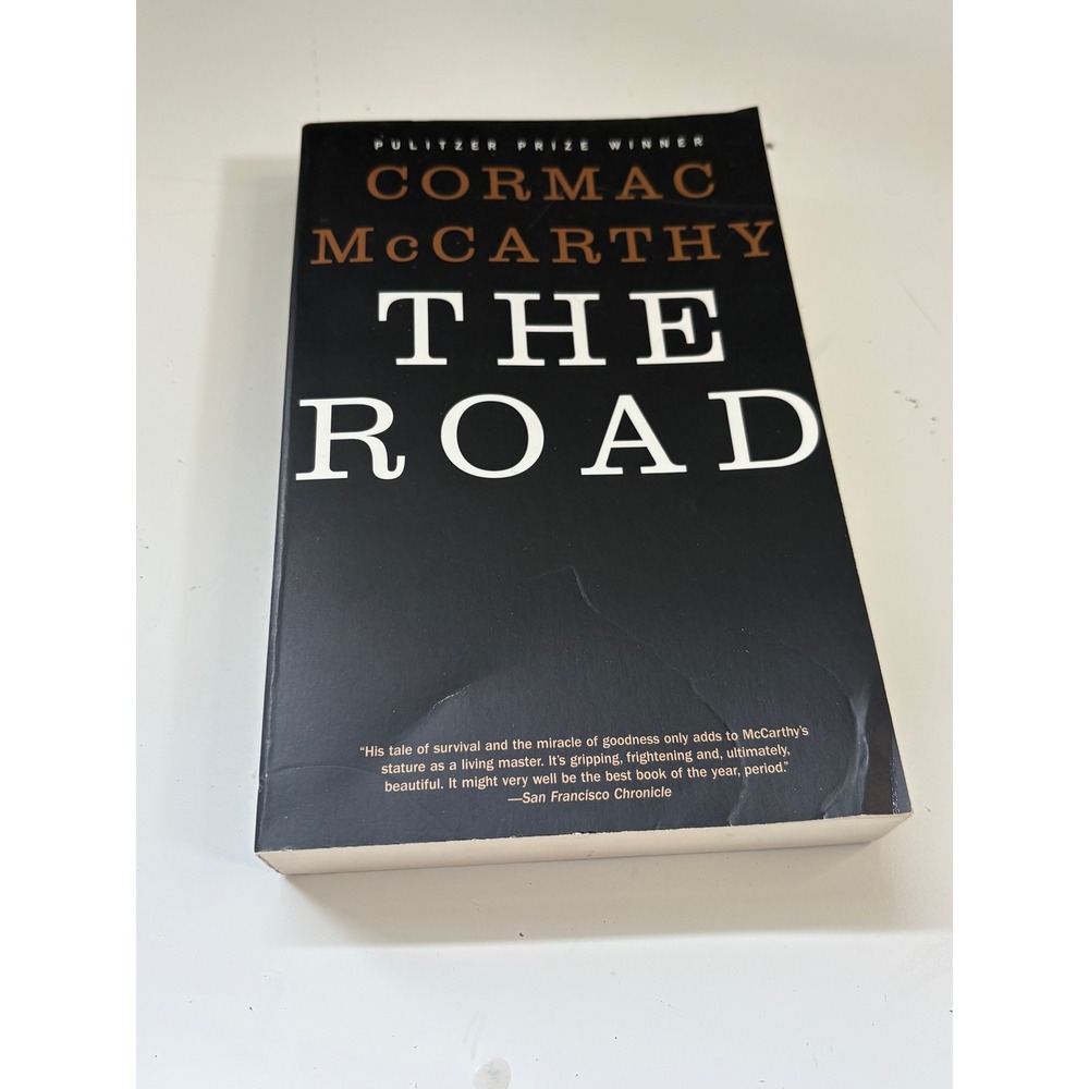 The Road Cormac McCarthy Paperback Vintage International Pulitzer Prize Fiction
